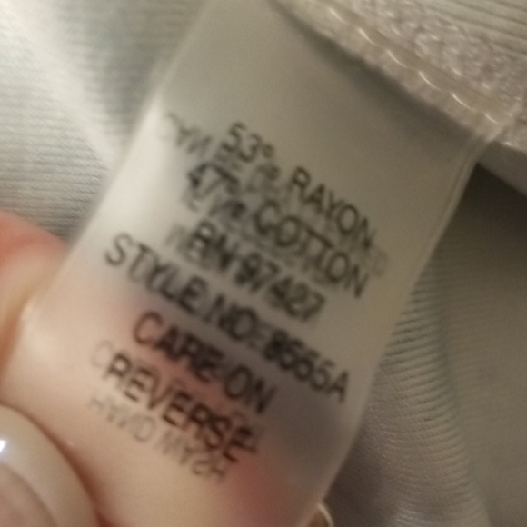 Gorgeous Dolce Cabo sweater duo - Picture 9 of 10